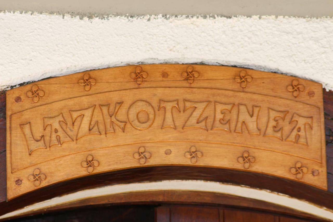 Lazkotzenea Guest House Mezkiriz Bagian luar foto
