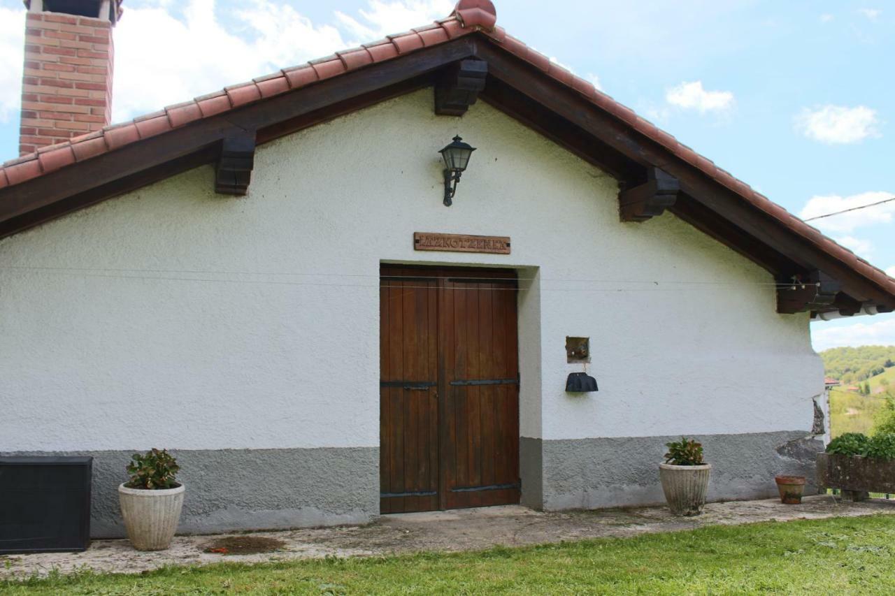 Lazkotzenea Guest House Mezkiriz Bagian luar foto