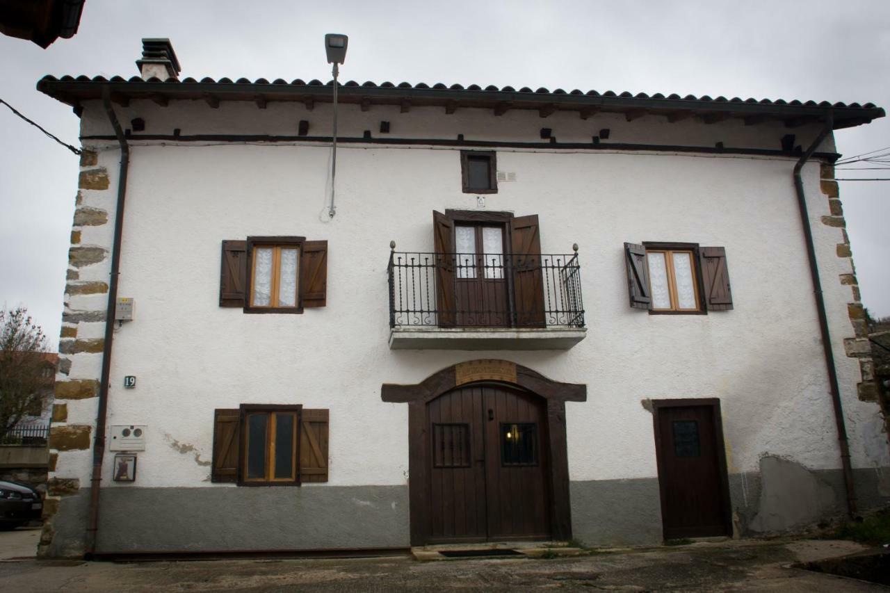Lazkotzenea Guest House Mezkiriz Bagian luar foto